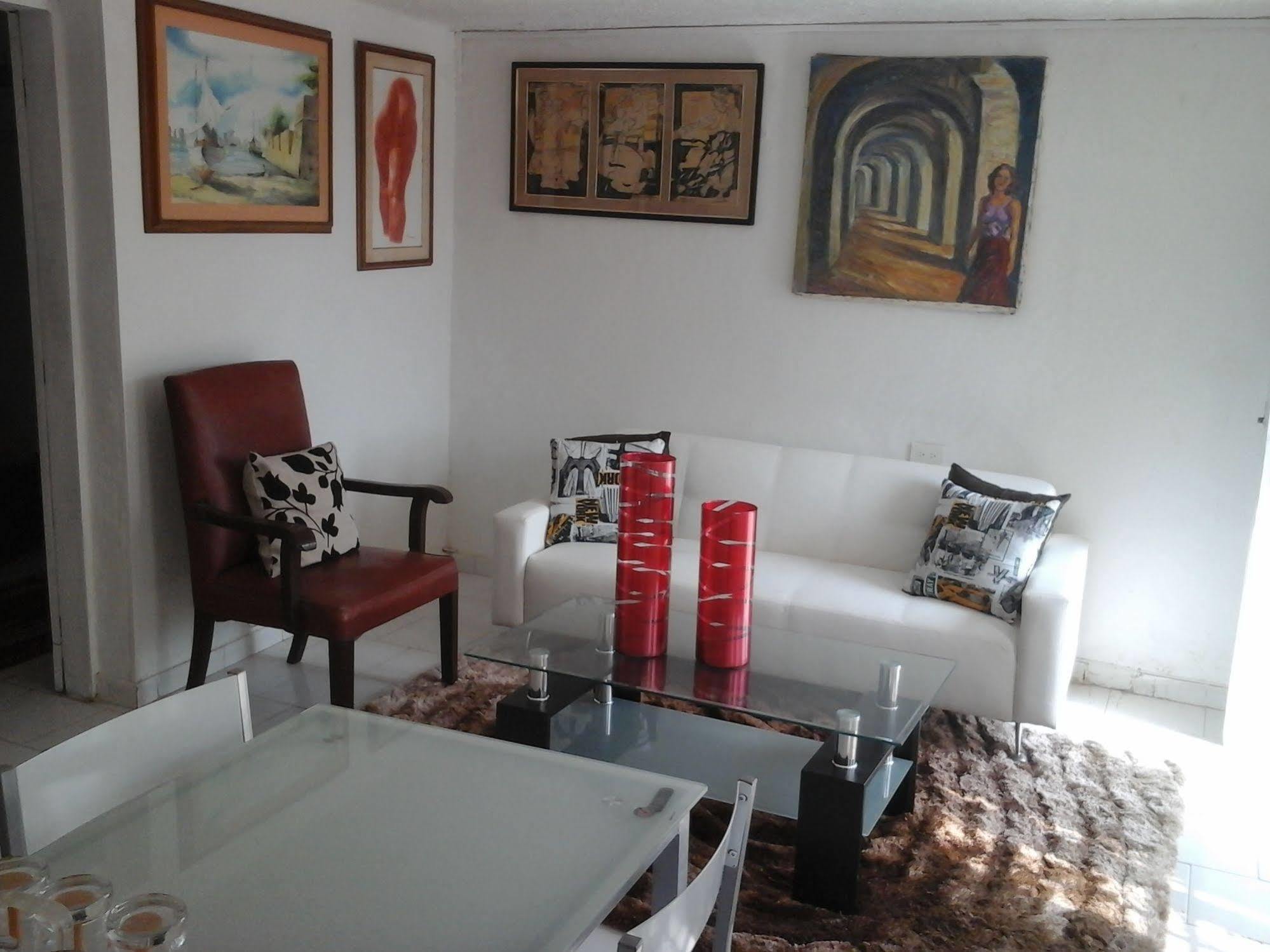 بارانكويلا B&B Grand Royal Inn المظهر الخارجي الصورة